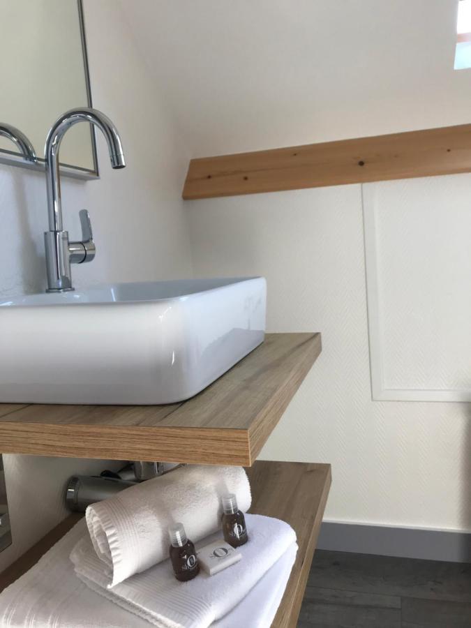 Hotel Aux Tamaris Sauzon Екстер'єр фото