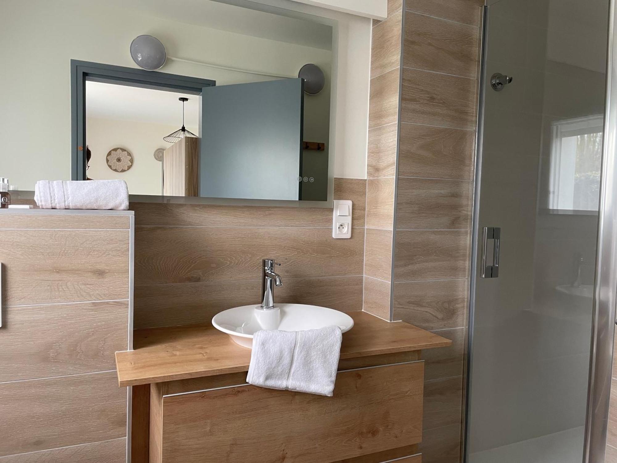 Hotel Aux Tamaris Sauzon Екстер'єр фото