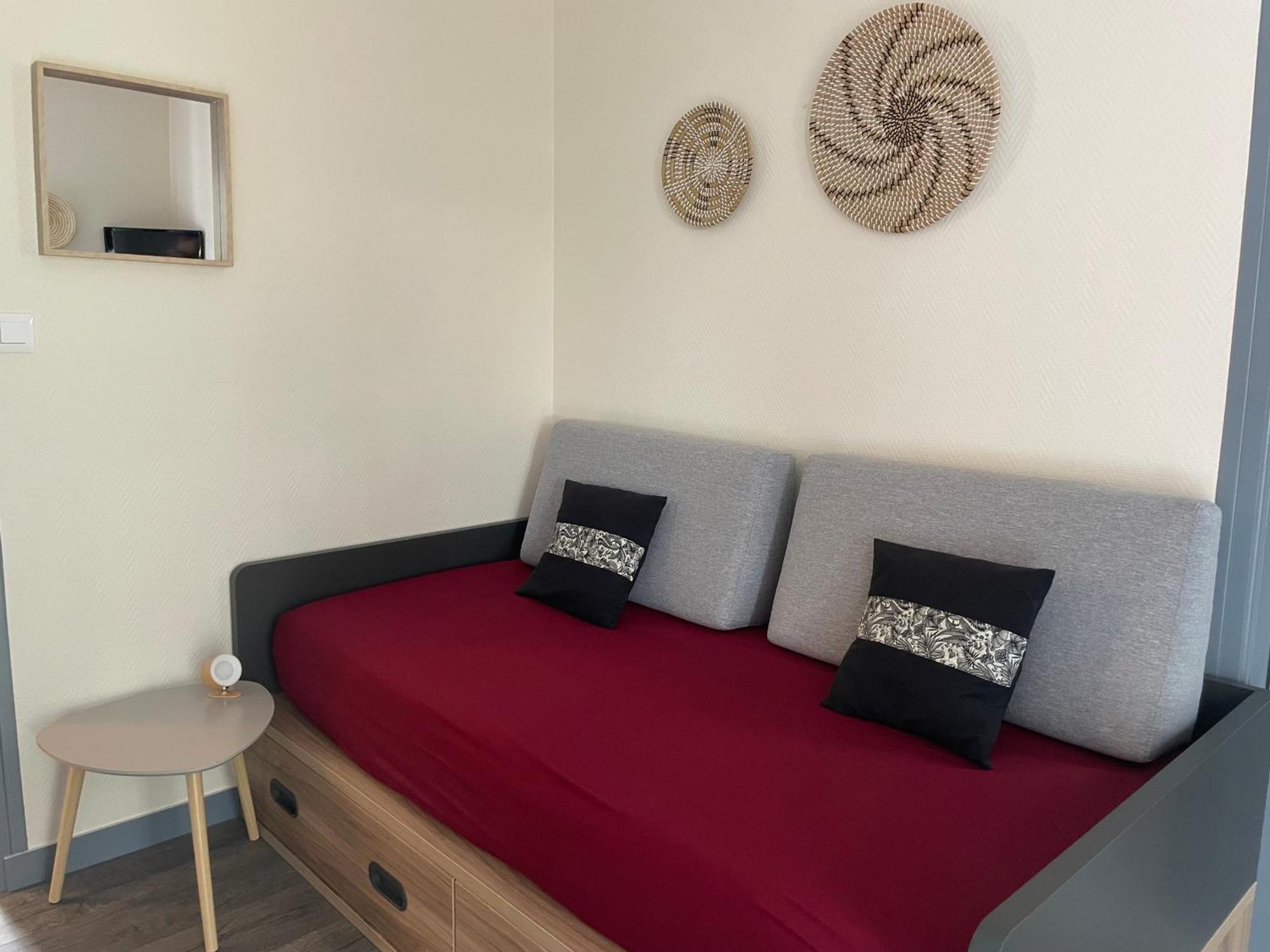 Hotel Aux Tamaris Sauzon Екстер'єр фото