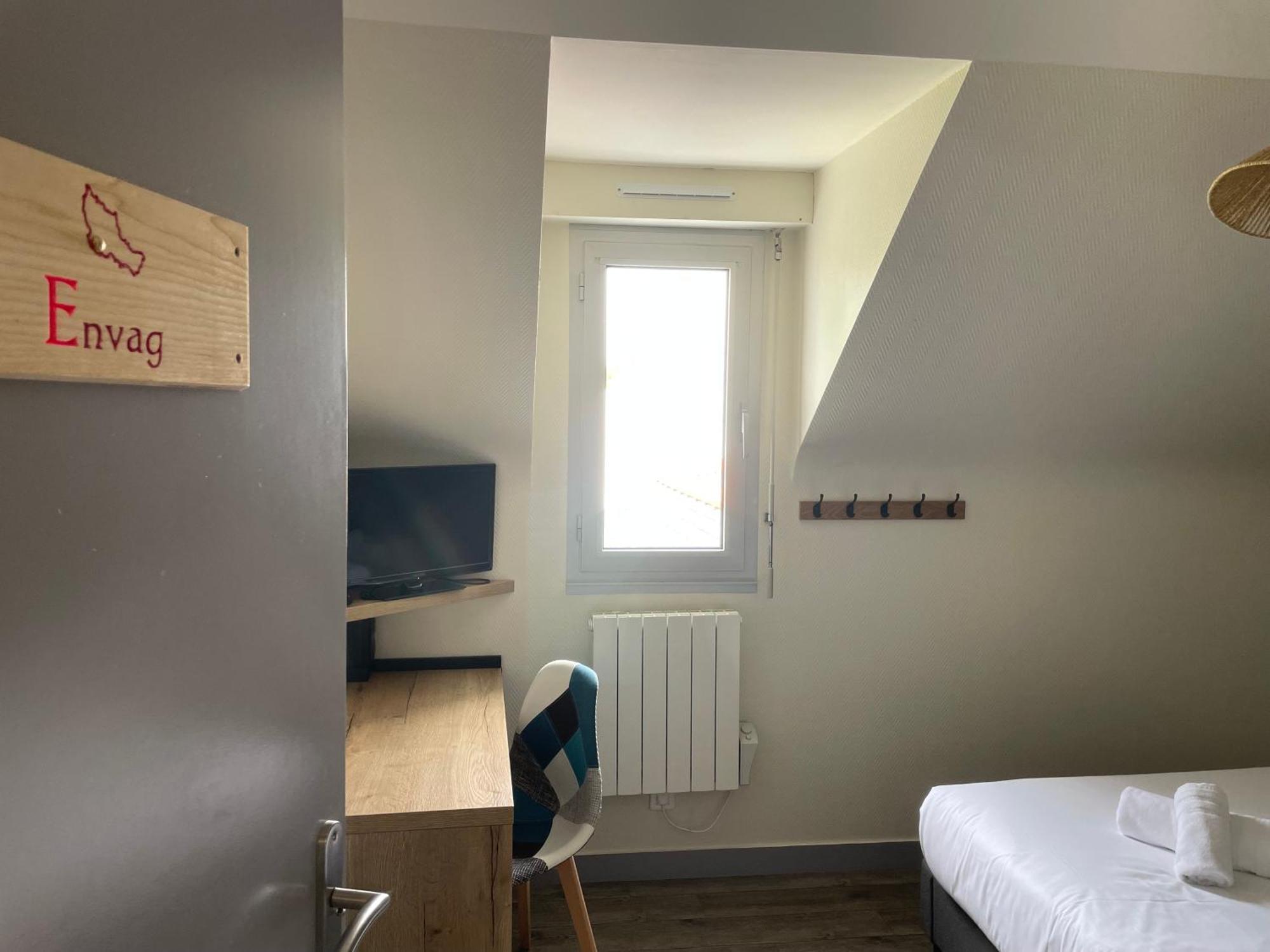 Hotel Aux Tamaris Sauzon Екстер'єр фото